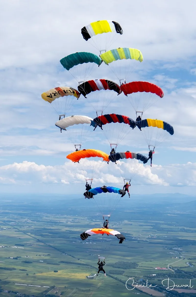 Parachute Montreal Rive-Sud 4