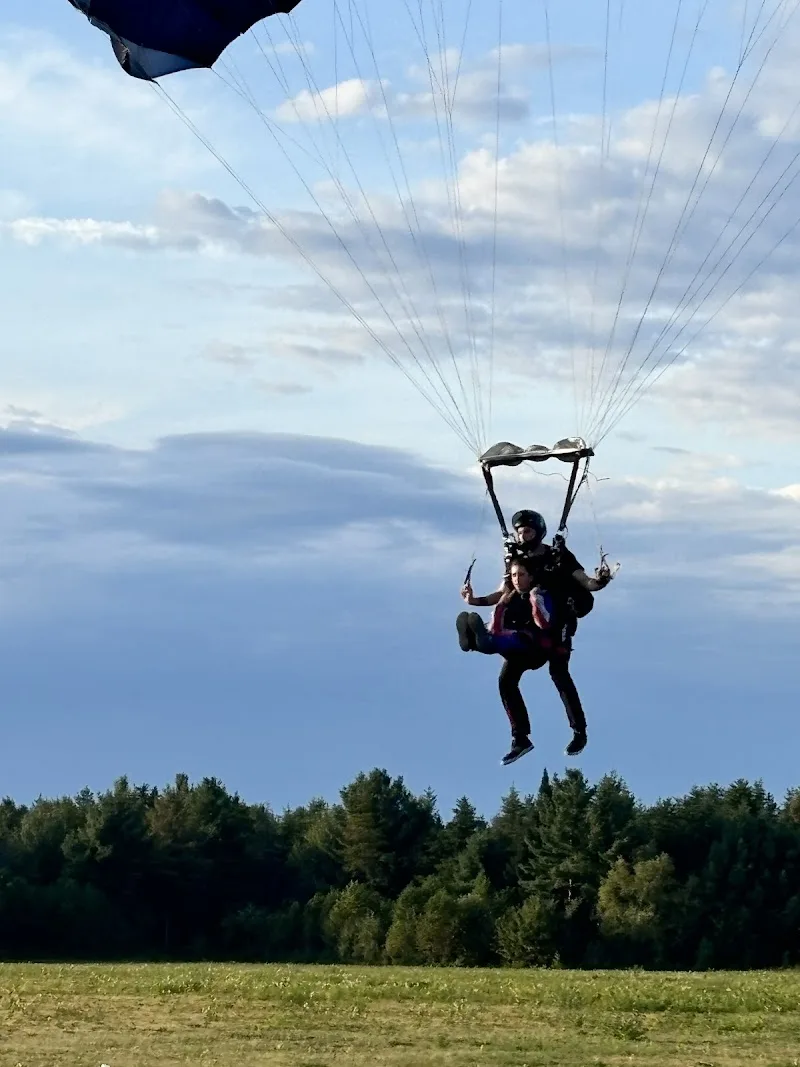Parachutisme Adrenaline T-R 1